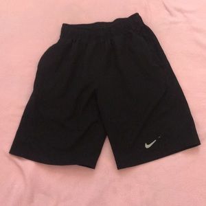 Nike tennis shorts